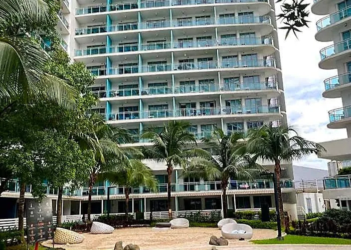 Serenescape Azure Staycation Hotel